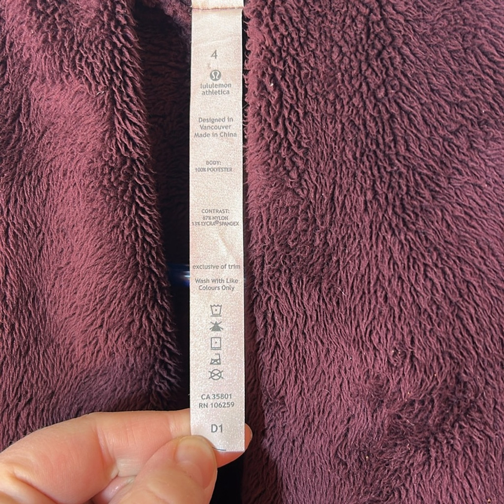 Lululemon presence of mind jacket size 4 in Bordeaux drama - Picture 9 of 13